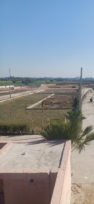  Plot For Sale in Jewar