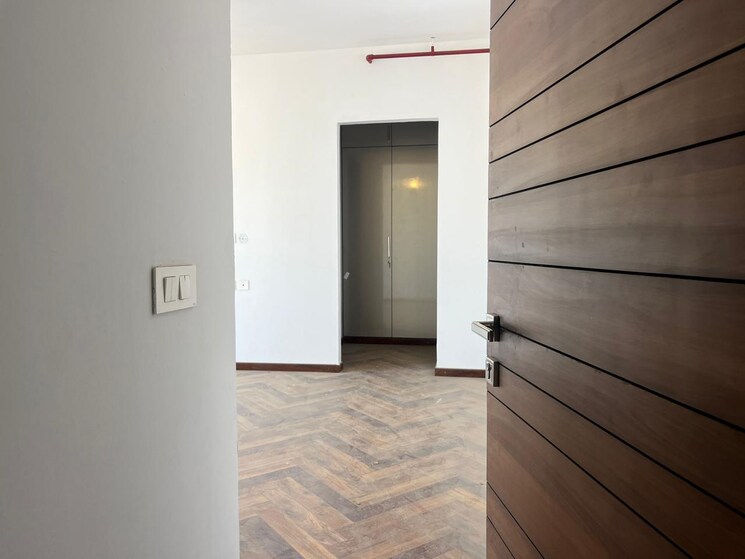 Room, sector 75 2 Bedroom 813 Sq.Ft. Apartment In Sector 75 Noida 8337821