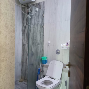 Attached Bathroom in 2 BHK Apartment at Thakur Village, Samata Nagar – for Rent