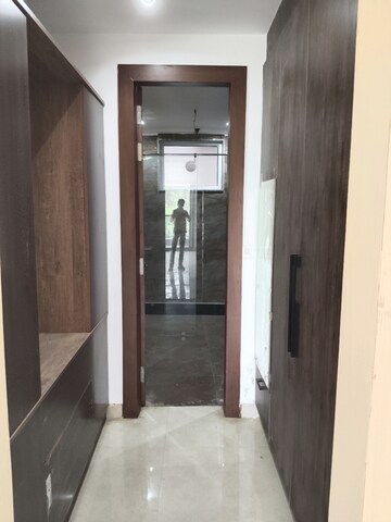  3.5 BHK Builder Floor at Sector 43 – for Sale