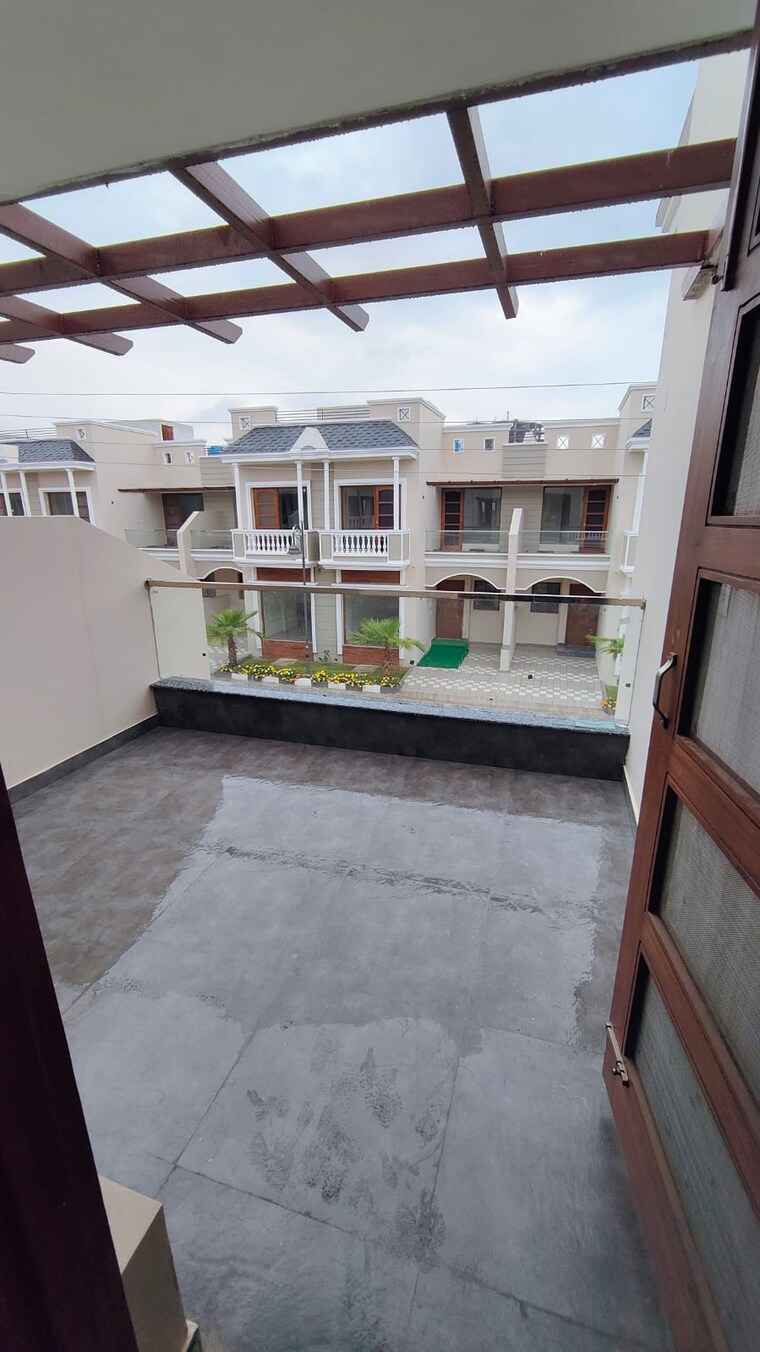Balcony, international airport road 4 Bedroom 2200 Sq.Ft. Villa In International Airport Road Zirakpur 8337887