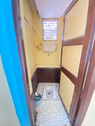 Staircase in 1 RK Apartment at Sion – for Rent