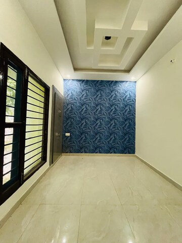 Room in 3 BHK Villa at Aman Vihar – for Rent