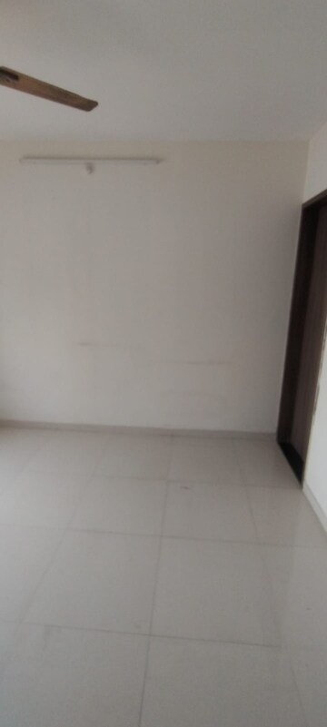 Room in 2 BHK Apartment at 5 Star Royal Grande, Wakad – for Rent