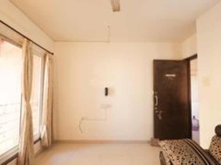 Room, pride-residency-anand-nagar 1 Bedroom 300 Sq.Ft. Apartment In Anand Nagar Thane 8338210