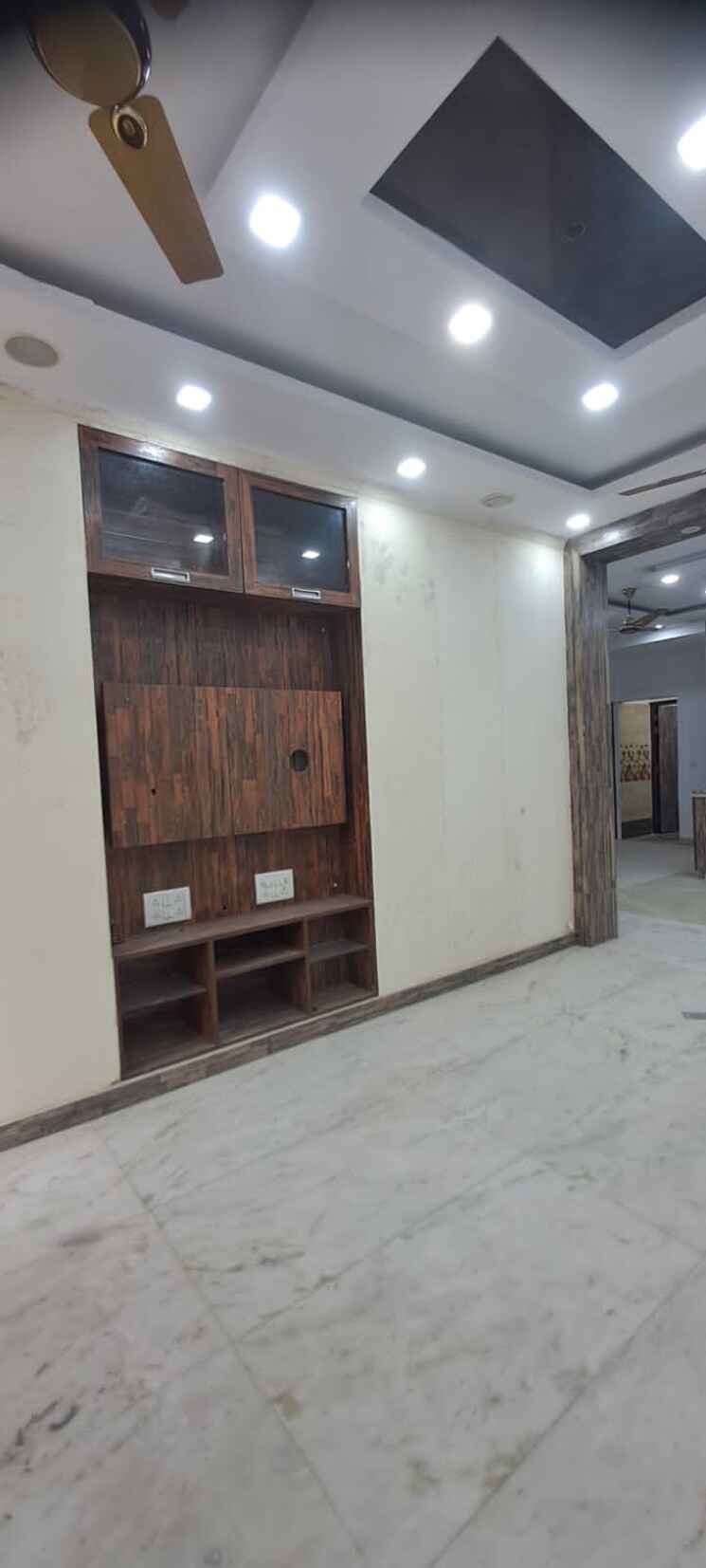 Room, sector 43 3 Bedroom 1800 Sq.Ft. Builder Floor In Sector 43 Faridabad 8338224