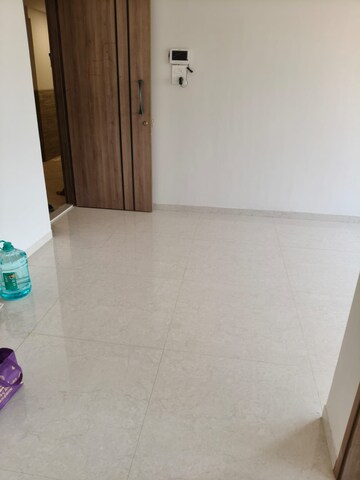Room in 2 BHK Apartment at Adityaraj Breeze, Vikhroli East – for Rent