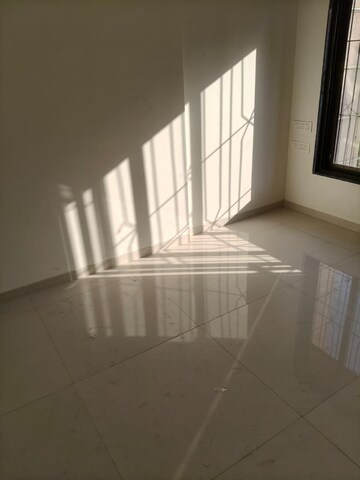 Room in 2 BHK Apartment at Adityaraj Breeze, Vikhroli East – for Rent