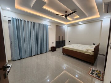 Kitchen in 4 BHK Builder Floor at Sector 43 – for Sale