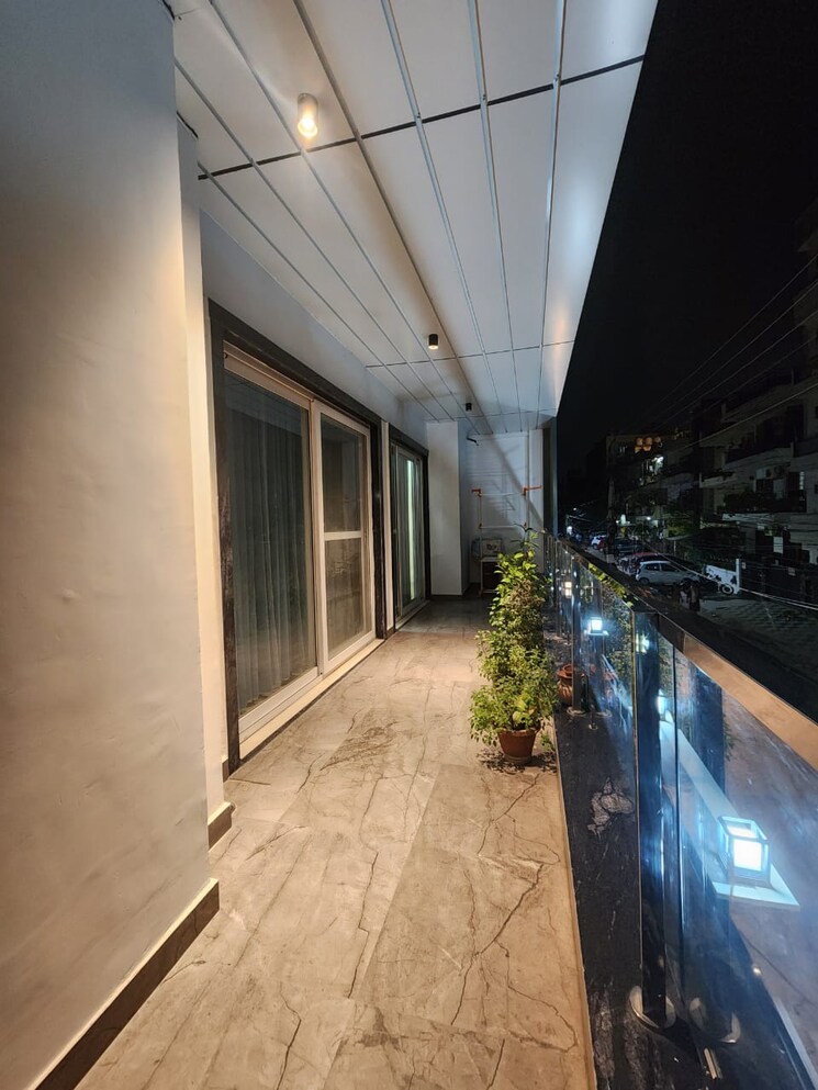 Balcony, sector 43 4 Bedroom 280 Sq.Ft. Builder Floor In Sector 43 Faridabad 8338295