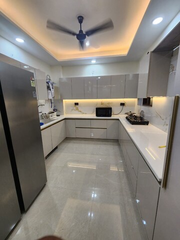 Kitchen in 4 BHK Builder Floor at Sector 43 – for Sale