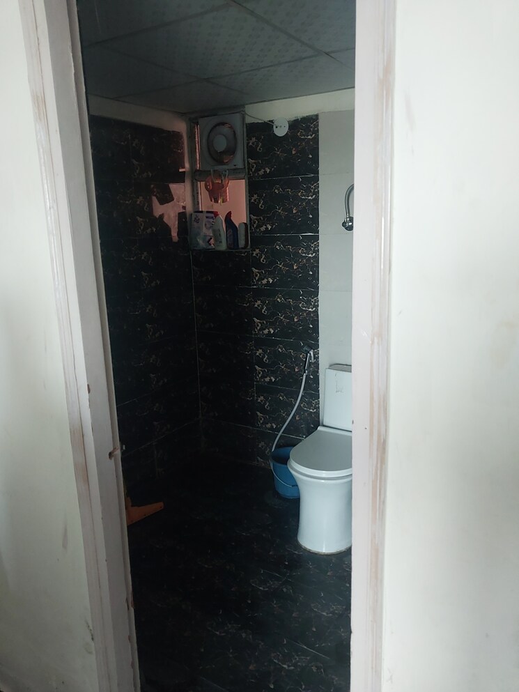  Parking, migsun-roof 2 Bedroom 675 Sq.Ft. Apartment In Raj Nagar Extension Ghaziabad 8338289