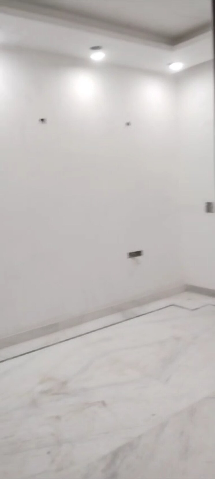 undefined, sector 53 5 Bedroom 162 Sq.Mt. Villa In Sector 53 Noida 8338374