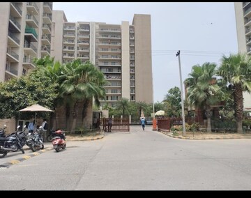 3 BHK Apartment For Sale in Puri Pranayam, Sector 82