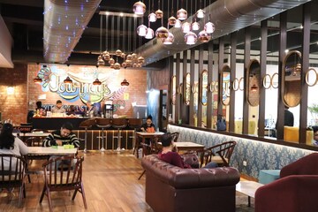  Co-working Space – Exterior View View at Sector 28 - for Rent