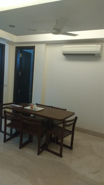 Bedroom in 3 BHK Builder Floor at Safdarjung Enclave – for Rent