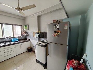 Master Bedroom in 1 BHK Apartment at Sheth Irene, Malad West – for Rent