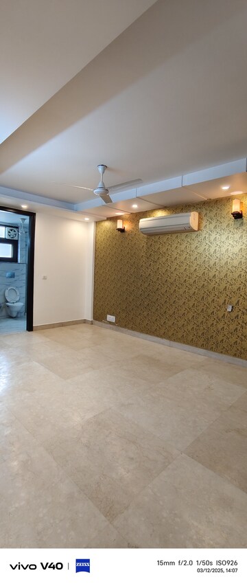 3 BHK Builder Floor For Rent in Defence Colony
