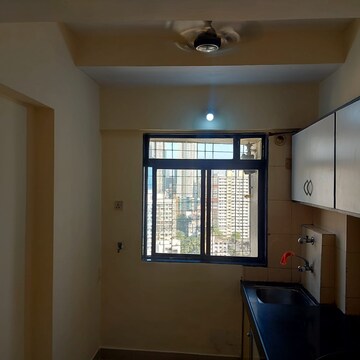 Bedroom in 2 BHK Apartment at Dheeraj Solitaire, Malad West – for Rent