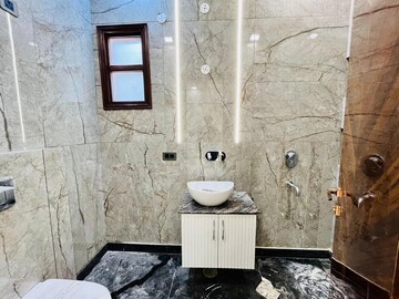 Bathroom in 3 BHK Builder Floor at Rohini Sector 24 – for Sale