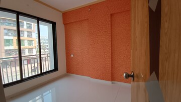 Room in 1 BHK Apartment at Sai Niwas Apartments, Nalasopara West – for Sale