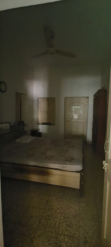Bathroom in 6+ BHK Independent House at Main Road – for Rent