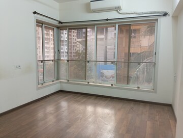 2 BHK Apartment For Rent in Romell Diva, Malad West