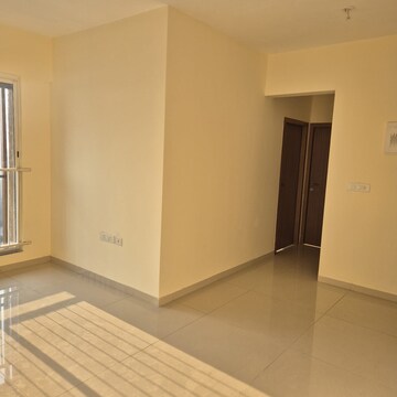Room in 2 BHK Apartment at Kanakia Silicon Valley, Powai – for Rent