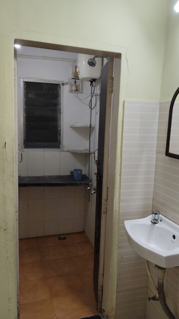Master Bedroom in 1 BHK Apartment at Erandwane – for Rent