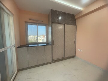 Room in 3 BHK Apartment at Manikonda – for Rent