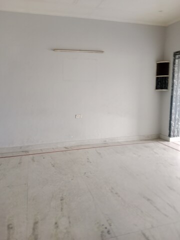2.5 BHK Builder Floor For Rent in Huda