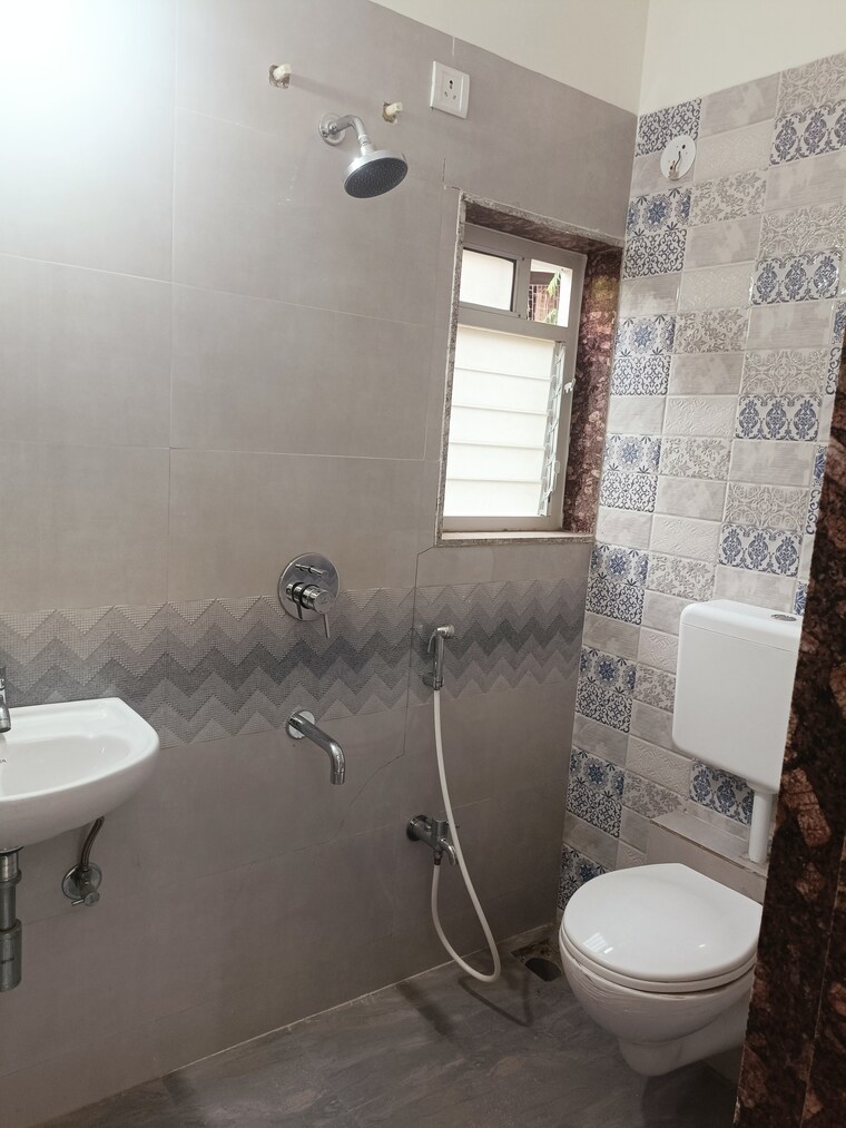 Bathroom, vedant-sumeet-elite 2 Bedroom 581 Sq.Ft. Apartment In Balkum Pada Thane 8339973