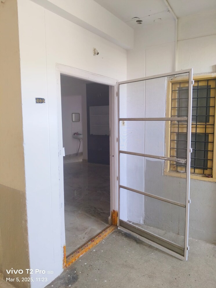 Room, tarnaka 2 Bedroom 1050 Sq.Ft. Apartment In Tarnaka Hyderabad 8340141