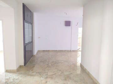 Room in 2 BHK Apartment at Tarnaka – for Rent