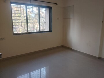 Room in 2 BHK Apartment at Acme Complex 2A, Goregaon West – for Rent