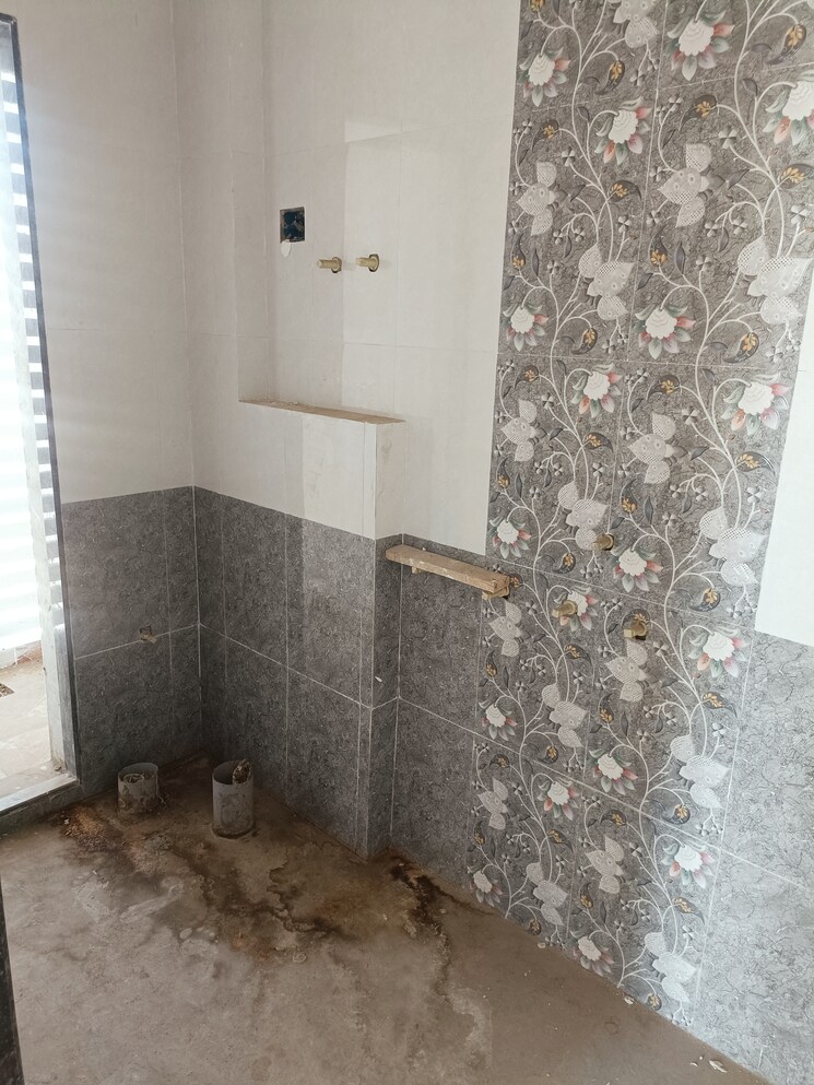 Bathroom, kyraa-park 2 Bedroom 688 Sq.Ft. Apartment In Balkum Pada Thane 8340125