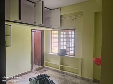 Room in 2 BHK Apartment at Nagarjuna Sagar Road – for Rent