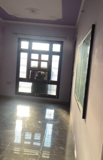 Room in 2 BHK Independent House at Jankipuram – for Rent