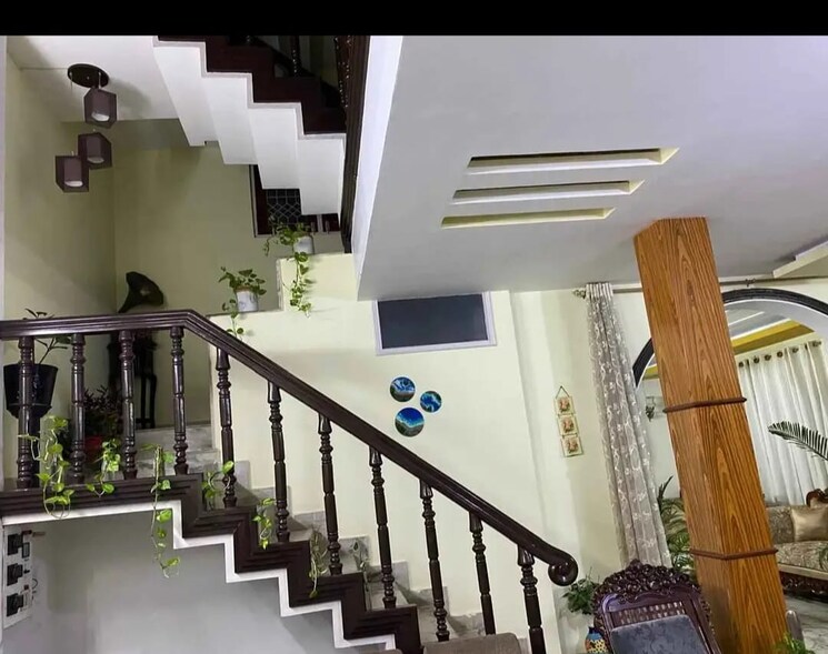 undefined, indira nagar 6 Bedroom 2400 Sq.Ft. Independent House In Indira Nagar Lucknow 8340225