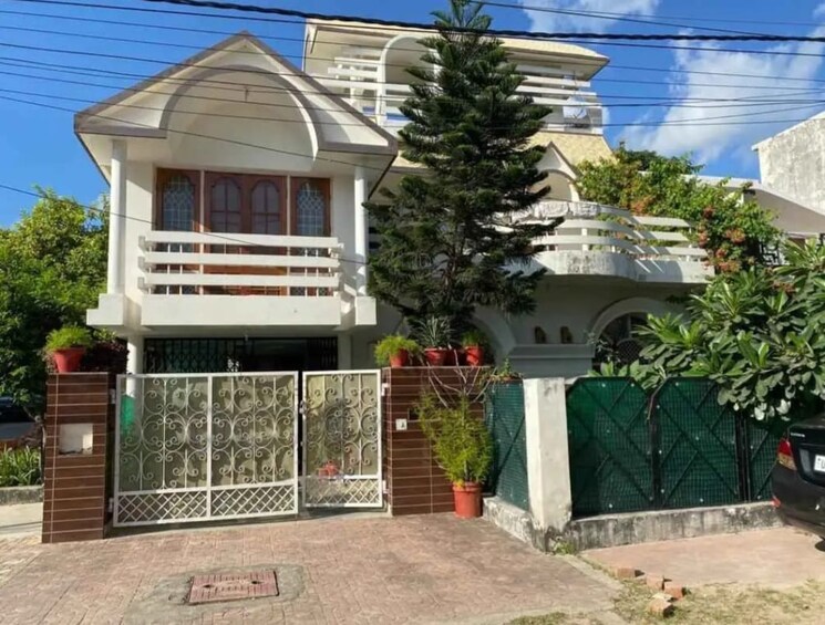 Exterior View, indira nagar 6 Bedroom 2400 Sq.Ft. Independent House In Indira Nagar Lucknow 8340225