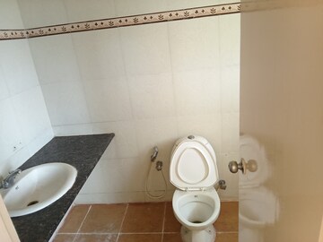 Bathroom in 3.5 BHK Apartment at Prestige Kensington Gardens, Jalahalli – for Rent