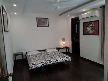 Bedroom in 4 BHK Builder Floor at Greater Kailash Part 3 – for Rent