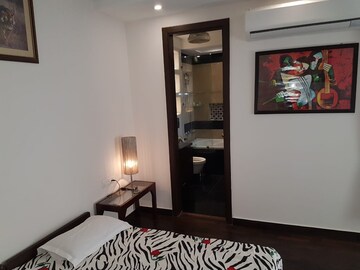 Bedroom in 4 BHK Builder Floor at Greater Kailash Part 3 – for Rent