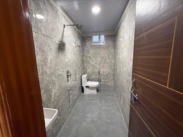 Bathroom, jagatpura 2 Bedroom 1000 Sq.Ft. Apartment In Jagatpura Jaipur 8340384