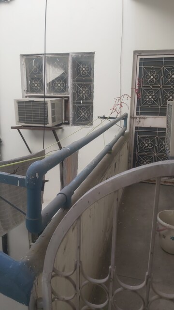 Balcony in 1 RK Apartment at Mayur Vihar – for Rent