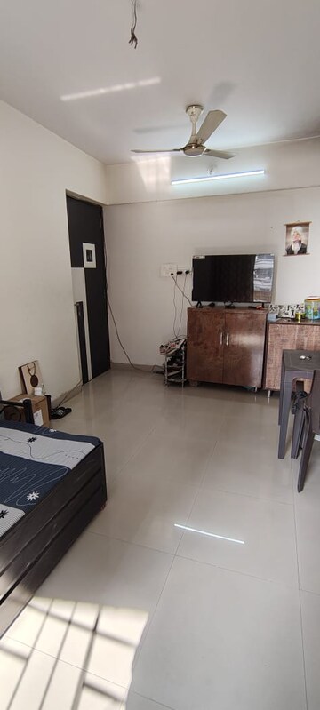 Living Room in 1 BHK Apartment at Mehta Amrut Pearl, Kalyan West – for Sale