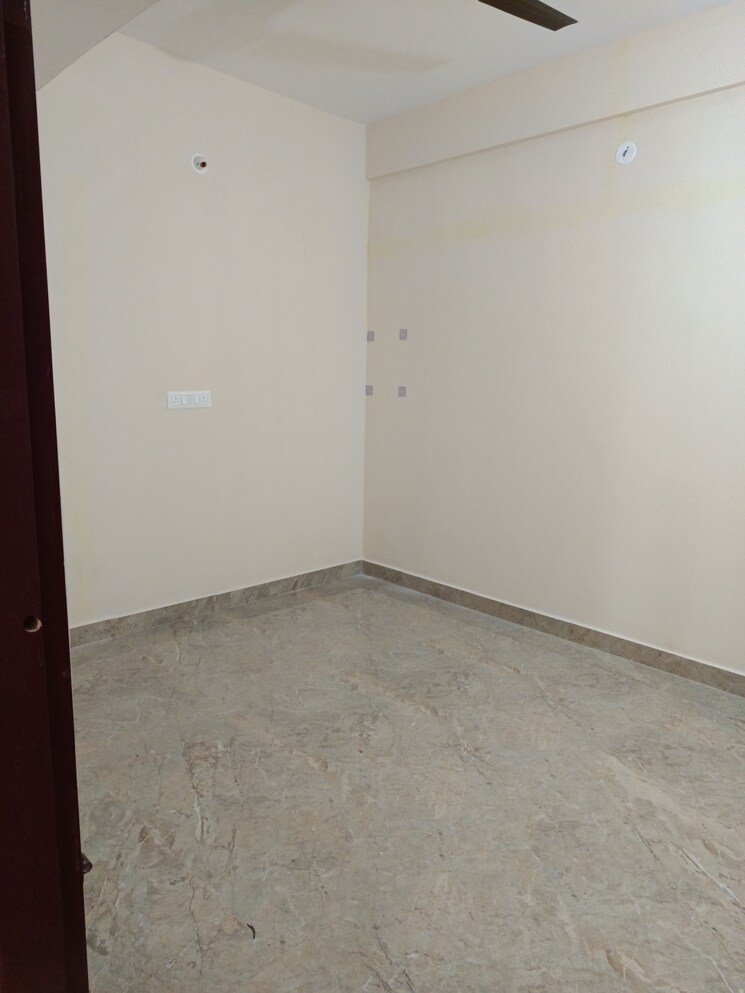 Room, hegde nagar 2 Bedroom 1000 Sq.Ft. Independent House In Hegde Nagar Bangalore 8340565