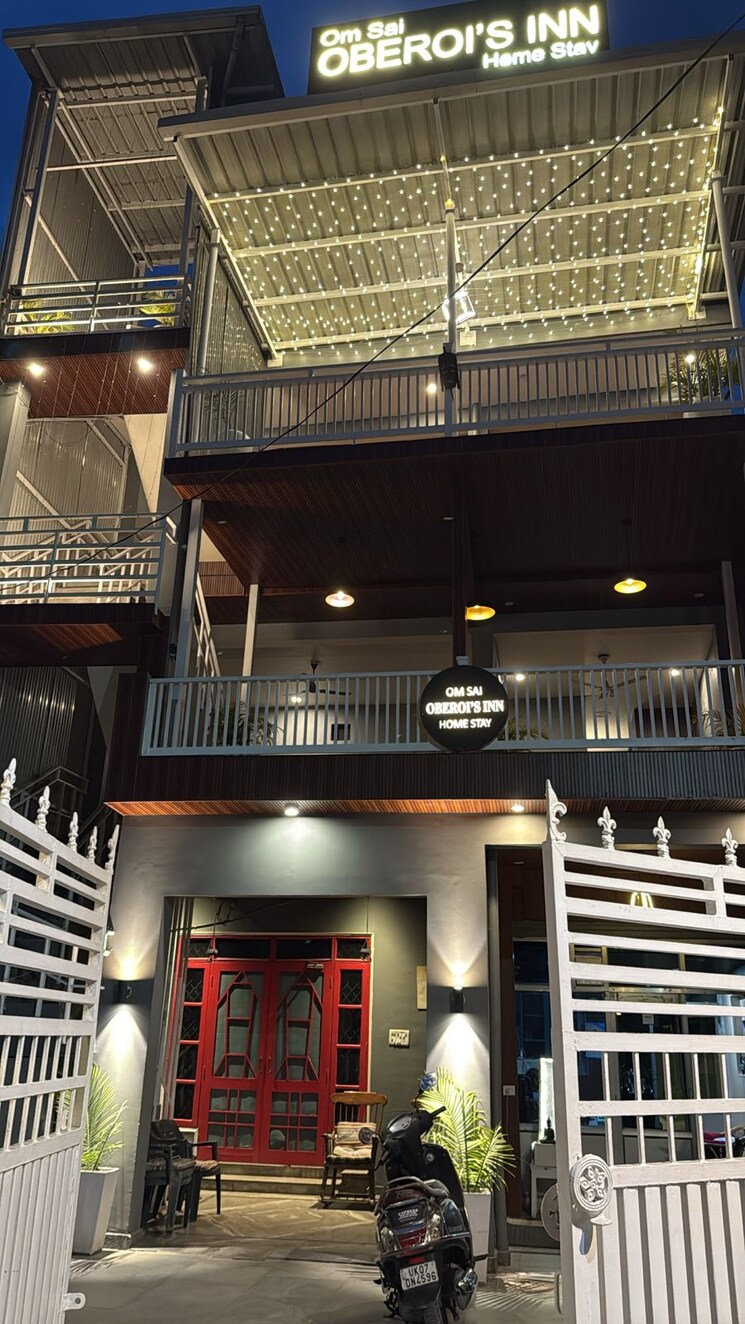 Exterior View, shimla bypass road Commercial Showroom 400 Sq.Yd. In Shimla Bypass Road Dehradun 8340588