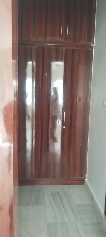 Furnished Amenities in 4 BHK Apartment at Pavani Laxmi Nivas, Madhapur – for Rent