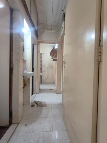 1 BHK Apartment For Rent in Dheeraj Solitaire, Malad West